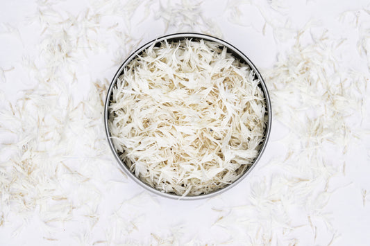White Wonder - Dried Edible Cornflower Petals