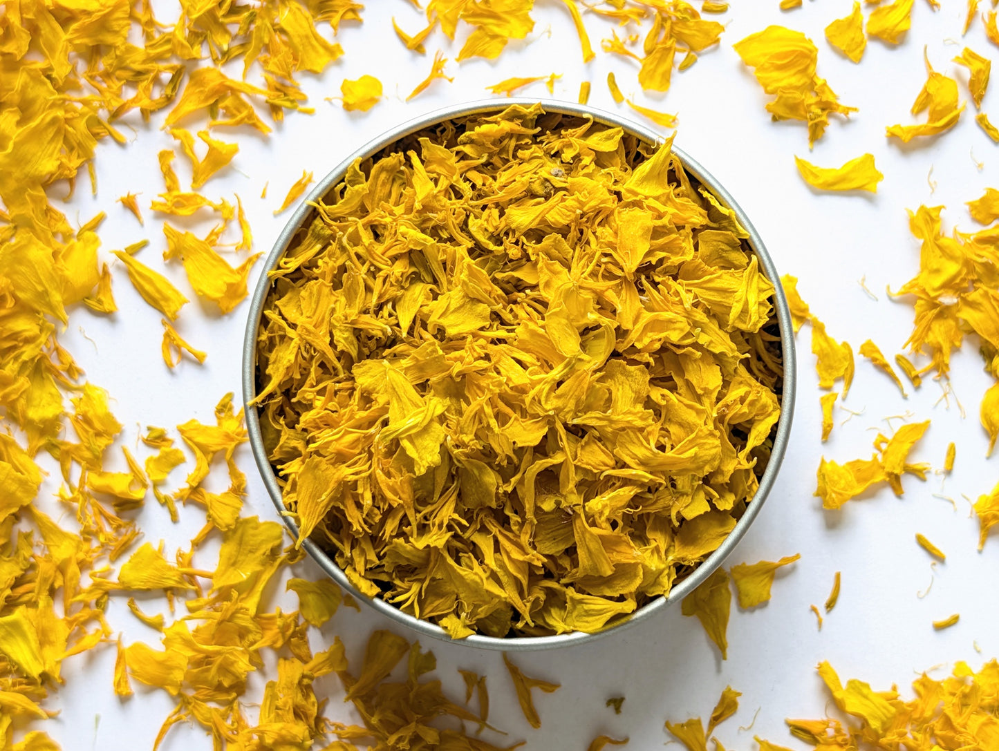 Golden Glow Marigold – Dried Edible Flower Petals